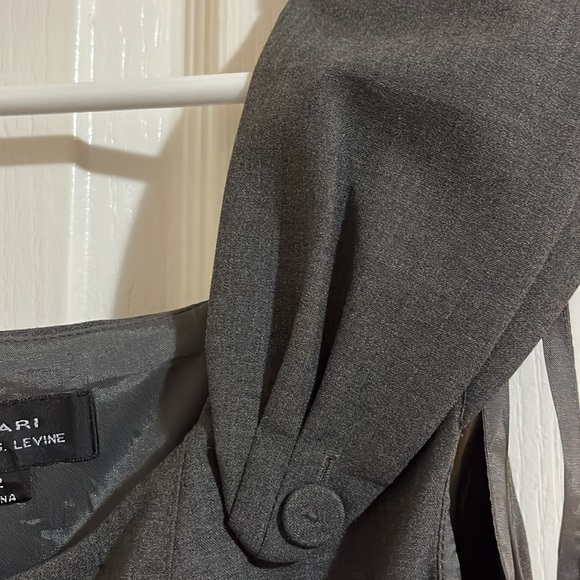 Dress - Picture 3 of 9